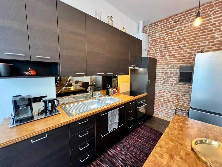 Appartement Art Loft -opera, Saint-lambert, Bueren Luik